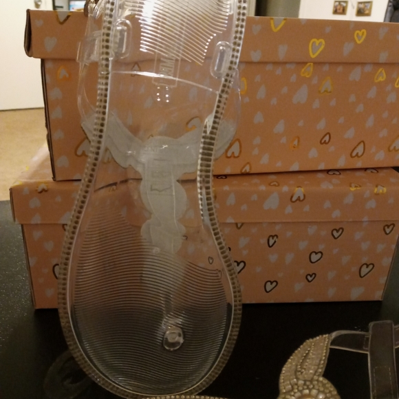 Sandals - Picture 5 of 7